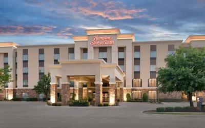 Photo 2 - Hampton Inn & Suites Ft. Worth-Burleson