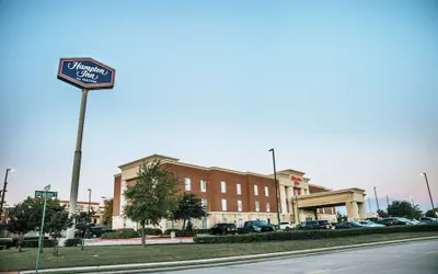 Photo 2 - Hampton Inn Dallas-Rockwall