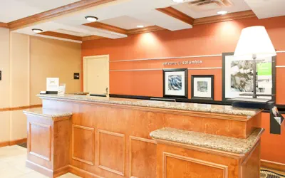 Photo 4 - Hampton Inn & Suites Columbia at University