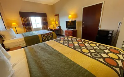 Photo 5 - Super 8 by Wyndham Rolla