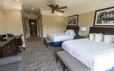 Photo 2 - Camden on the Lake Resort & Spa