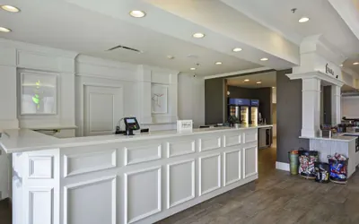 Photo 3 - Hilton Garden Inn Gulfport Airport