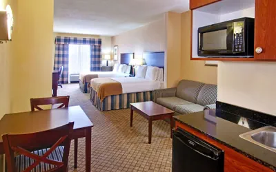 Photo 4 - Holiday Inn Express & Suites Millington by IHG