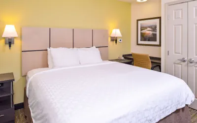 Photo 5 - Candlewood Suites Paducah by IHG