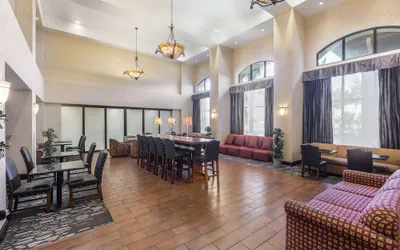 Photo 3 - Hampton Inn & Suites Lodi