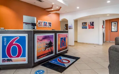 Photo 3 - Motel 6 Canton, GA