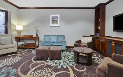 Staybridge Suites Lansing - Okemos by IHG
