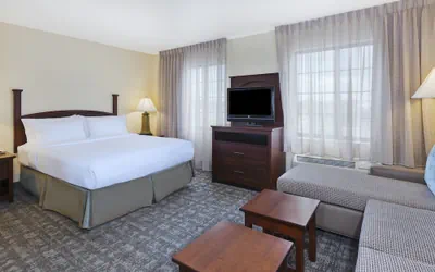 Photo 3 - Staybridge Suites Lansing - Okemos by IHG