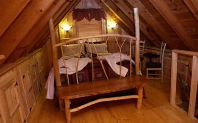Photo 5 - Creekwalk Inn and Cabins