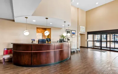 Photo 4 - Comfort Suites Salem-Roanoke I-81