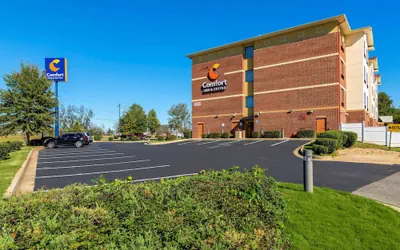 Photo 2 - Comfort Inn & Suites Montgomery Eastchase