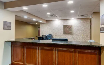 Photo 3 - Comfort Inn & Suites Montgomery Eastchase