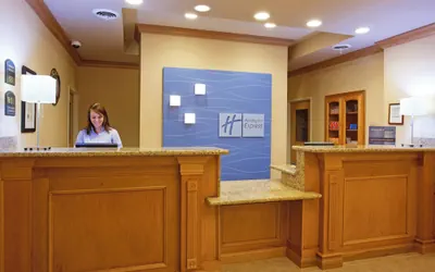 Holiday Inn Express & Suites Chesterfield by IHG