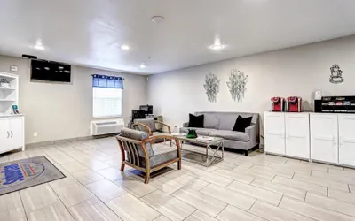 Photo 4 - Suburban Studios Westminster Denver North
