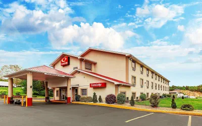 Photo 2 - Econo Lodge Rome South