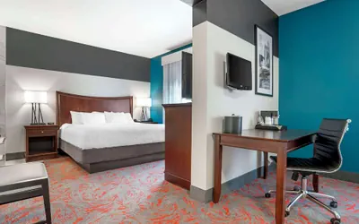 Photo 5 - Best Western Plus Daphne Inn & Suites