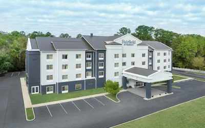 Photo 2 - Fairfield Inn & Suites Lake City