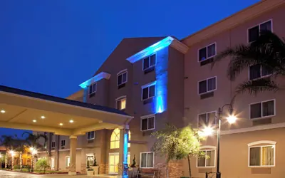 Photo 2 - Holiday Inn Express Los Angeles Airport Hawthorne by IHG