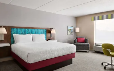 Photo 5 - Hampton Inn & Suites New Haven - South - West Haven