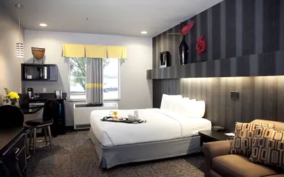 Photo 5 - Metropolis Resort