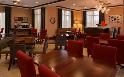 Photo 5 - Hampton Inn by Hilton Lincoln