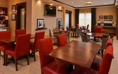 Photo 4 - Hampton Inn by Hilton Lincoln