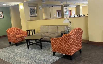 Photo 4 - Sleep Inn & Suites Hattiesburg North