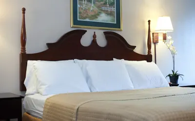 Photo 5 - Timberlake Motel