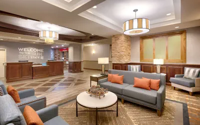 Photo 3 - Hampton Inn & Suites Show Low-Pinetop