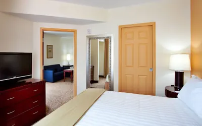 Photo 5 - Holiday Inn Express Hotel & Suites Brooksville by IHG