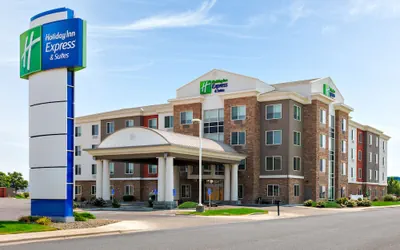 Photo 2 - Holiday Inn Express & Suites Ontario by IHG
