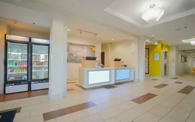 Photo 3 - Holiday Inn Express & Suites Ontario by IHG