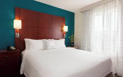 Photo 2 - Residence Inn Marriott Chicago Midway