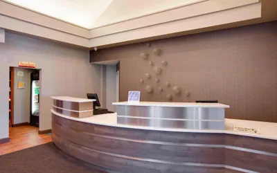 Photo 3 - Residence Inn Marriott Chicago Midway