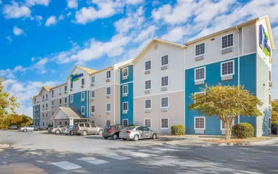 Photo 2 - Extended Stay America Select Suites - Wilmington - West