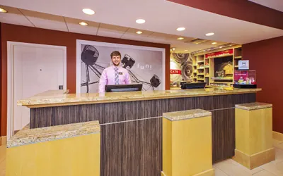 Photo 4 - Hampton Inn & Suites Madison-West