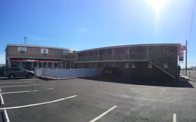 Photo 2 - Anchor Motel