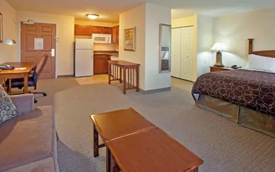 Photo 4 - Staybridge Suites Albuquerque - Airport by IHG