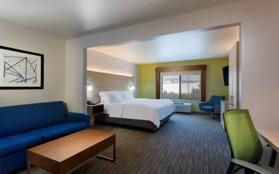 Photo 4 - Holiday Inn Express Hotel & Suites Lewisburg by IHG