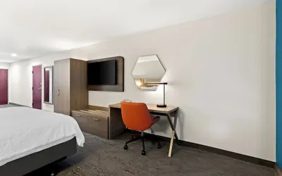 Photo 4 - Holiday Inn Express & Suites Perry by IHG