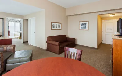 Photo 3 - Holiday Inn Express & Suites Baton Rouge East by IHG