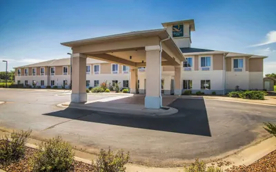 Photo 2 - Quality Inn Parsons North