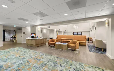 Photo 3 - Hampton Inn & Suites Lancaster