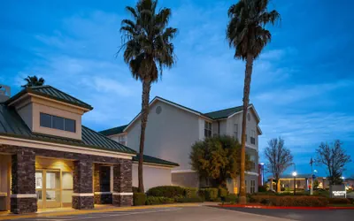 Homewood Suites By Hilton Sacramento Airport - Natomas