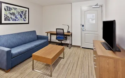 Photo 4 - Holiday Inn Express & Suites Rome-East by IHG