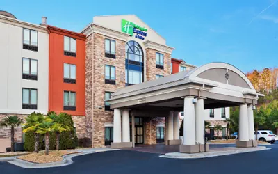 Photo 2 - Holiday Inn Express & Suites Rome-East by IHG
