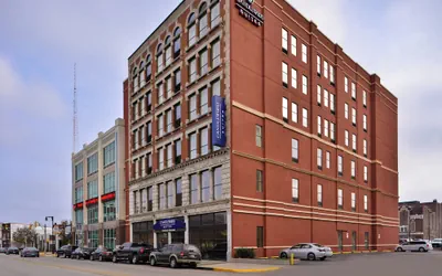 Photo 2 - Candlewood Suites Terre Haute by IHG