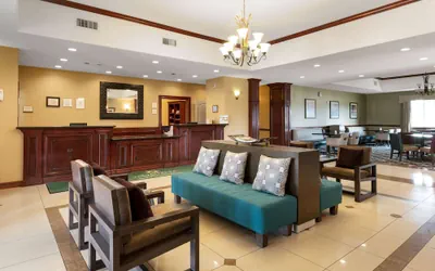 Photo 4 - La Quinta Inn & Suites by Wyndham Lindale
