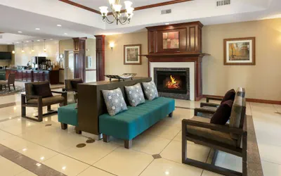 Photo 3 - La Quinta Inn & Suites by Wyndham Lindale