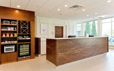 Photo 3 - Hilton Garden Inn Winchester